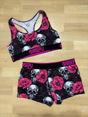 Women's Black & Hot Pink Floral Skull Sports Bra and Shorts Set